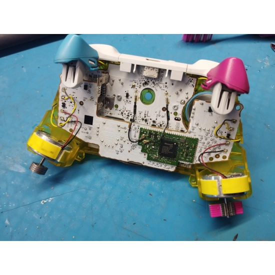 Wymiana analogu XBOX ONE SERIES / Dryfujący analog Joystick - Wymiana komplet LEWY + PRAWY