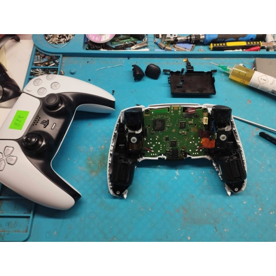 Wymiana analogu kontrolera DualSense PS5 - Dryfujący analog ALPS Komplet L+P Naprawa joystick-a