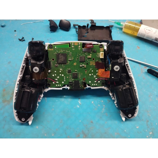 Wymiana analogu kontrolera DualSense PS5 - Dryfujący analog ALPS Komplet L+P Naprawa joystick-a