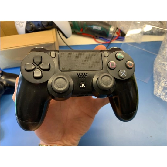 Bezprzewodowy Oryginalny Kontroler SONY PAD DualShock 4  Czarny | używany