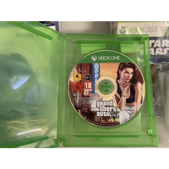 GRA Grand Theft Auto V – Xbox One DVD Używana BOX
