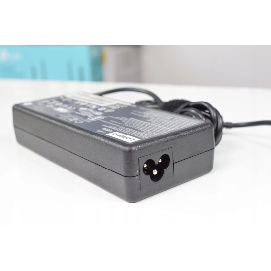 Zasilacz Lenovo 135W 20V 6.75A SLIM TIP ThinkPad